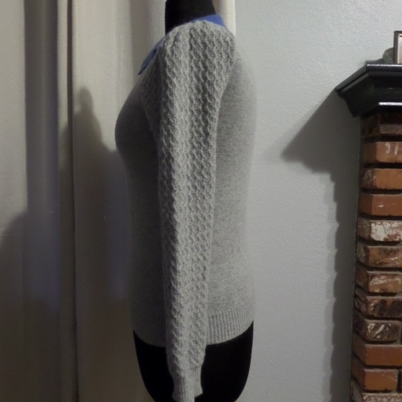 T 5.VACUUM WOMEN'S Gray and Light Blue KNIT Sweate - Picture 4 of 6